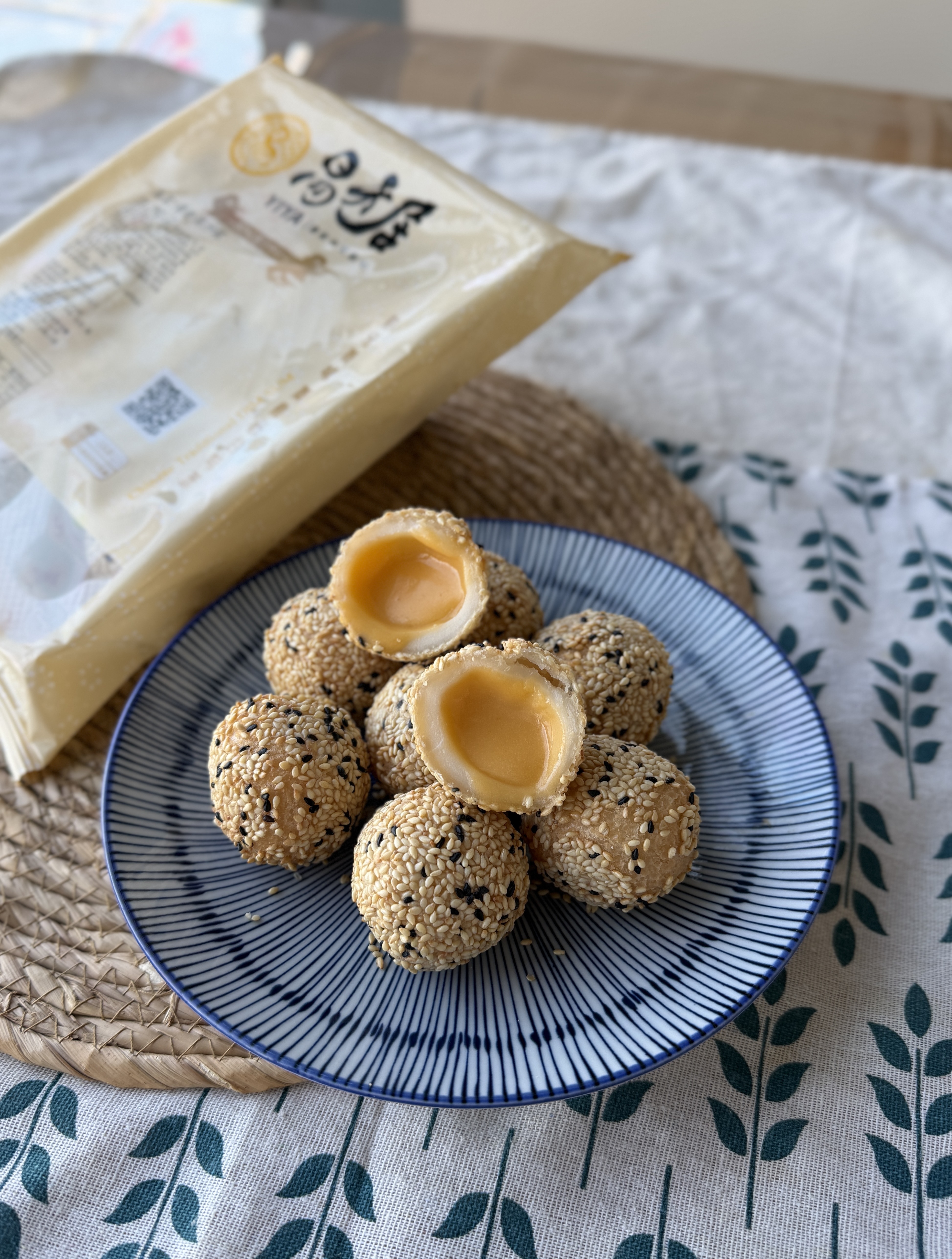 易牙居 黃金流沙球